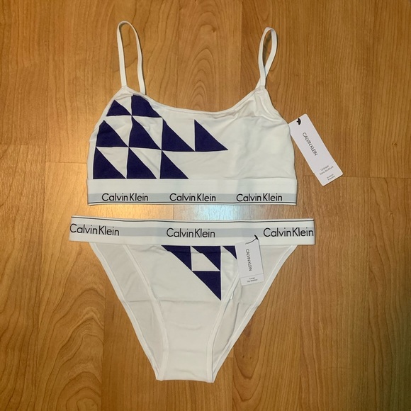 Calvin Klein Quilt Print Bralette & Tanga Panty - Picture 3 of 7